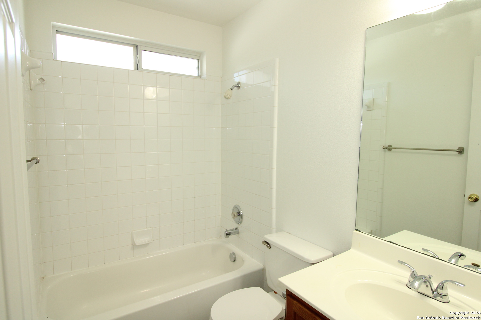 9114 Meadow Springs Universal City TX 78148
