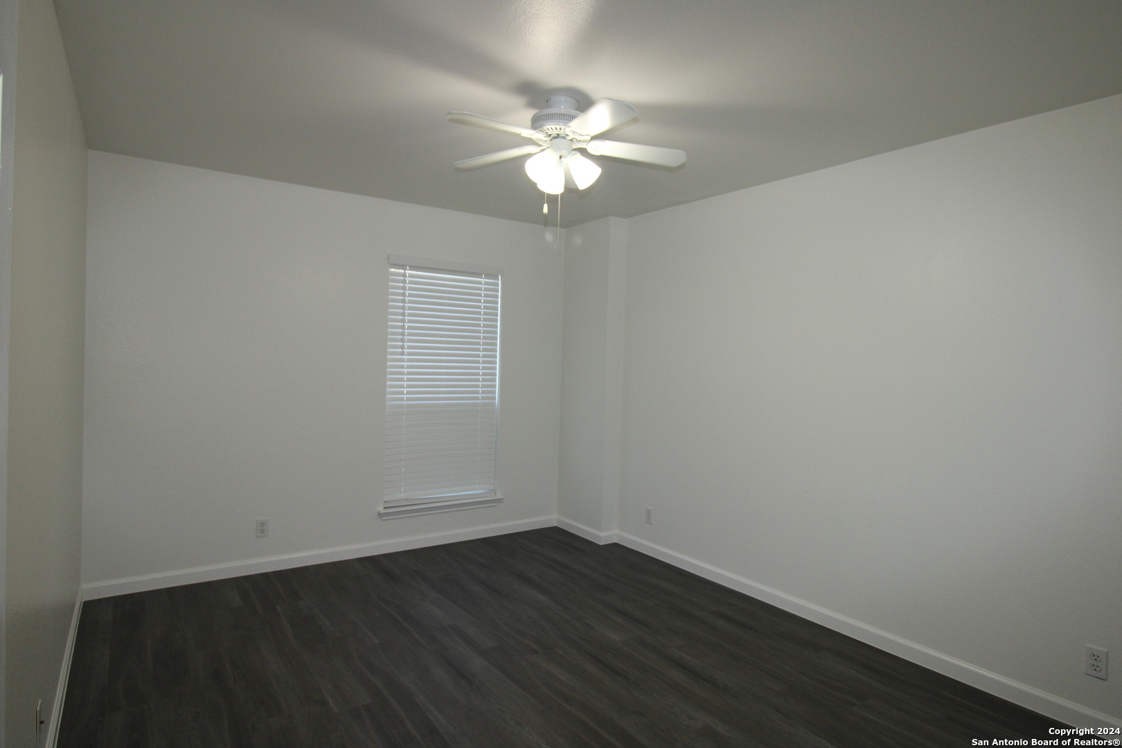 9114 Meadow Springs Universal City TX 78148