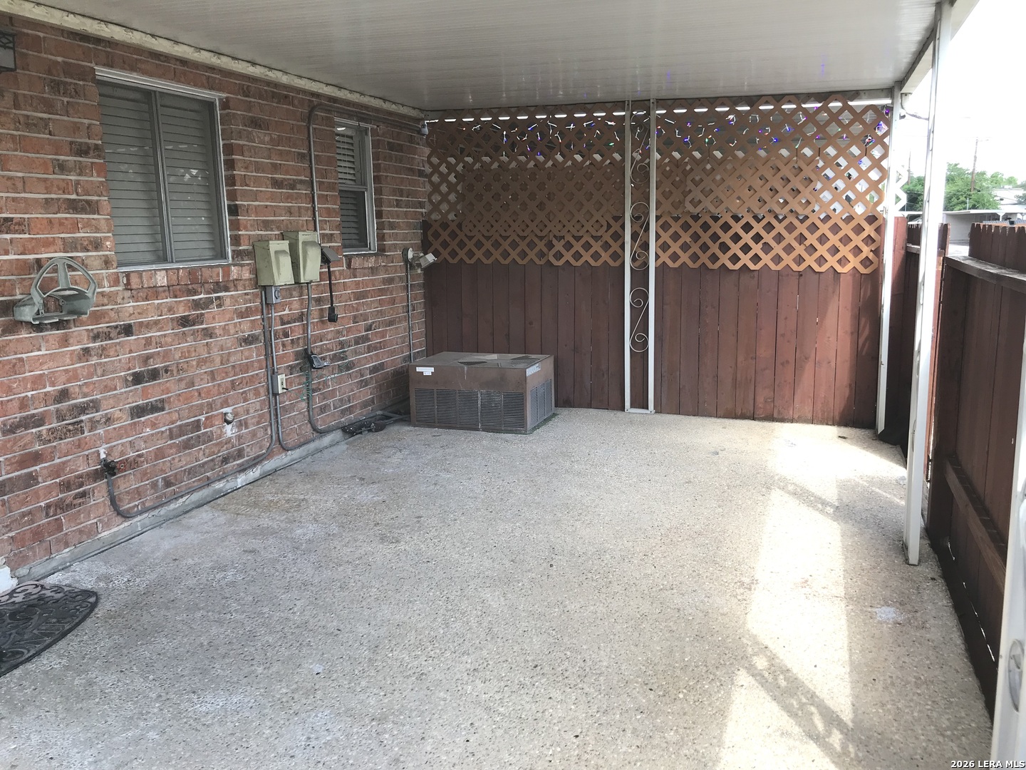 133 E Silver Sands San Antonio TX 78216