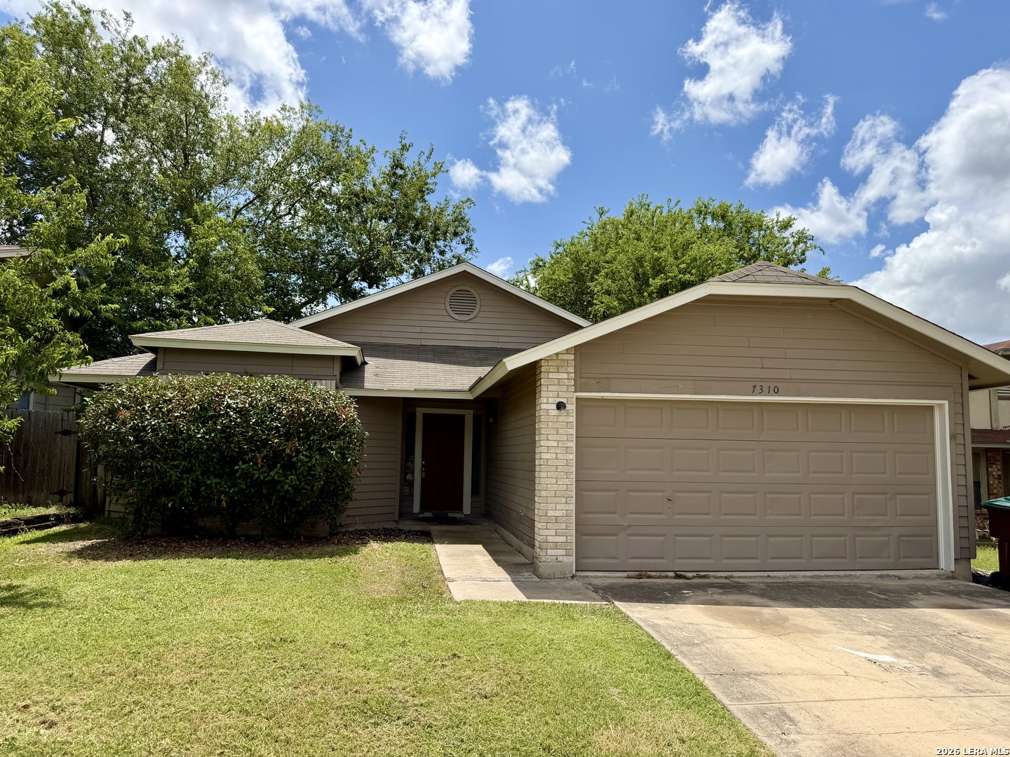7310 Longing Trail San Antonio TX 78244