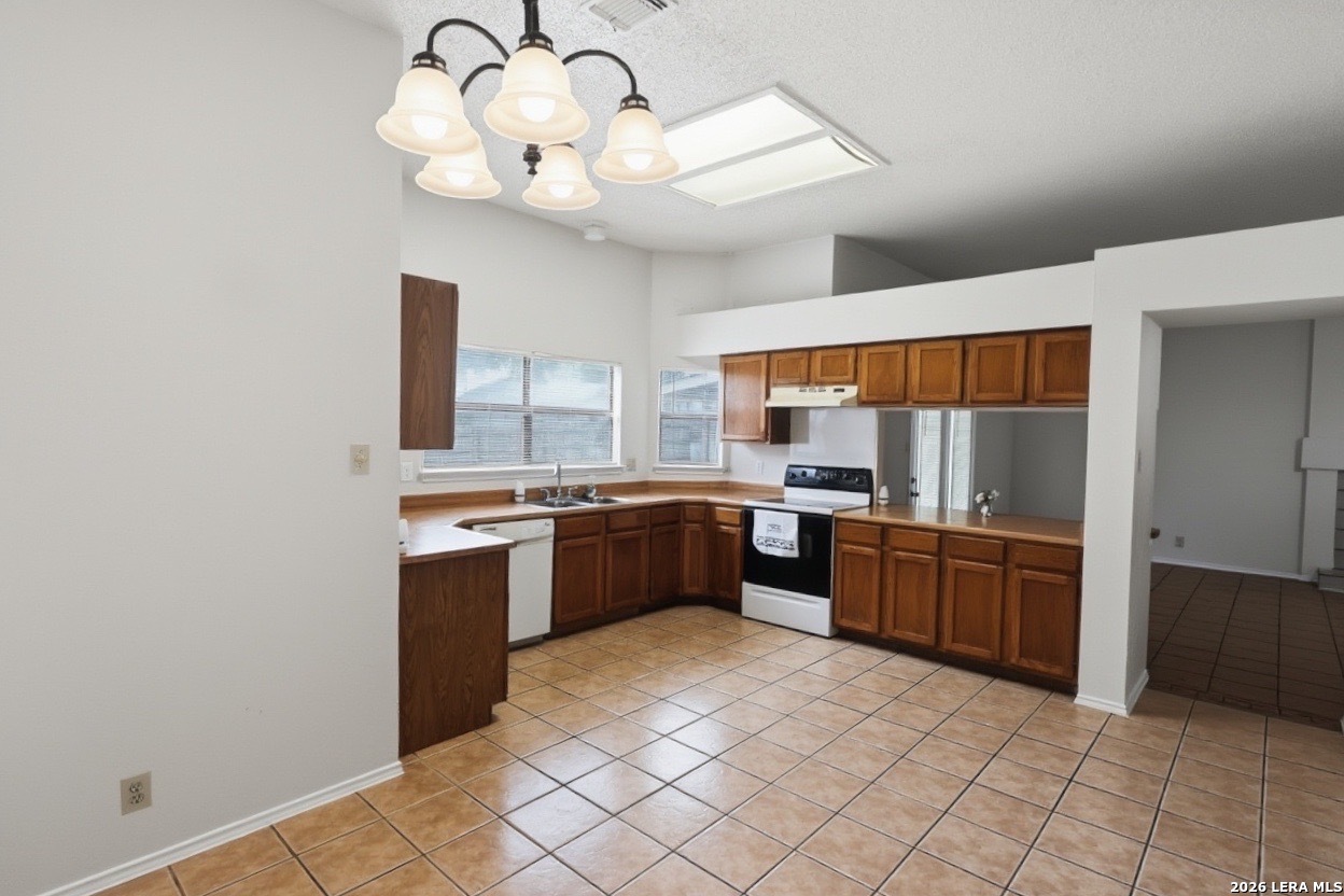 227 Burlington Drive San Antonio TX 78245