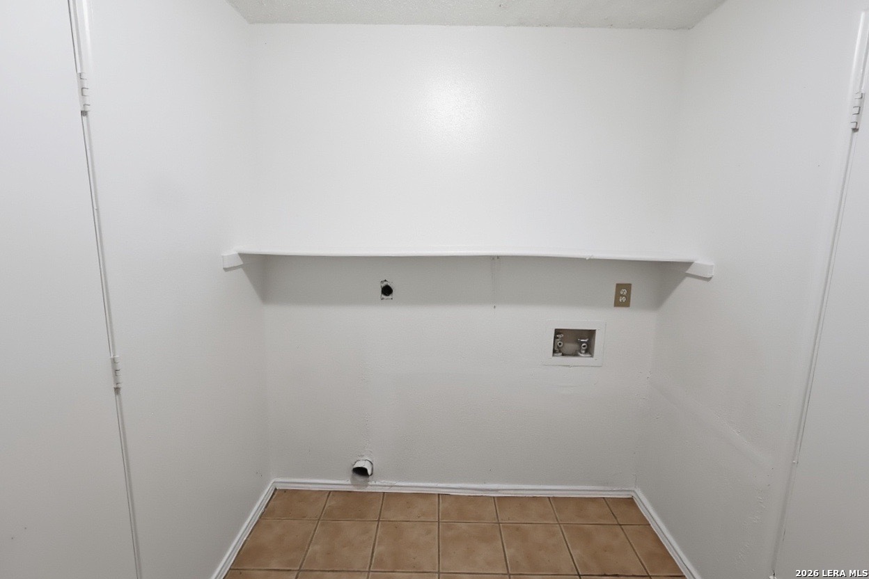 227 Burlington Drive San Antonio TX 78245