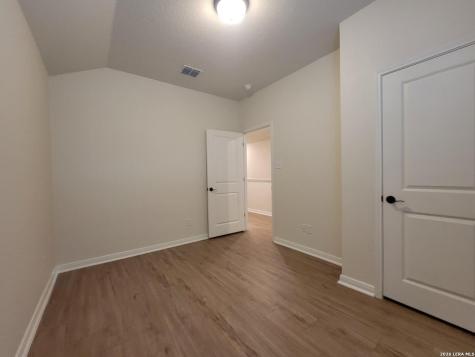 2318 Tulipwood Cove San Antonio TX 78245