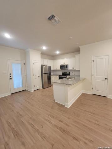 2318 Tulipwood Cove San Antonio TX 78245