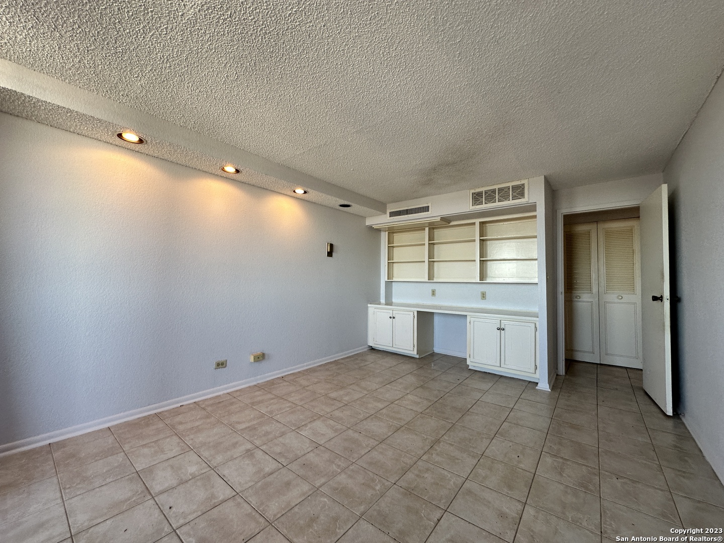 7039 San Pedro Avenue San Antonio TX 78216