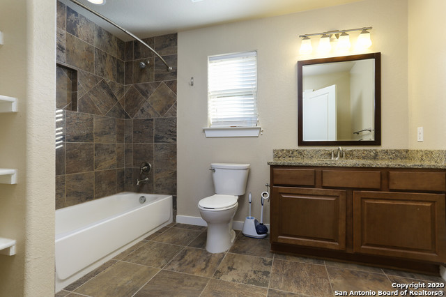 213 Circle Court Pleasanton TX 78064