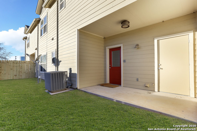 213 Circle Court Pleasanton TX 78064