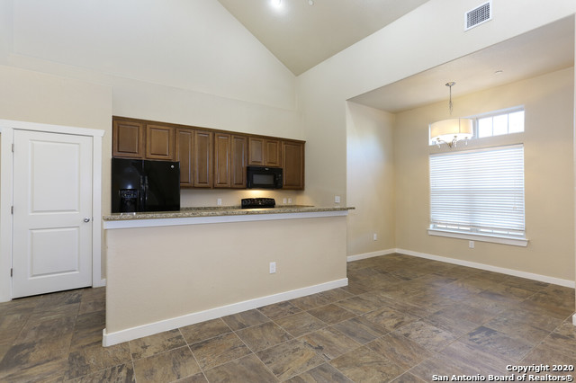 213 Circle Court Pleasanton TX 78064