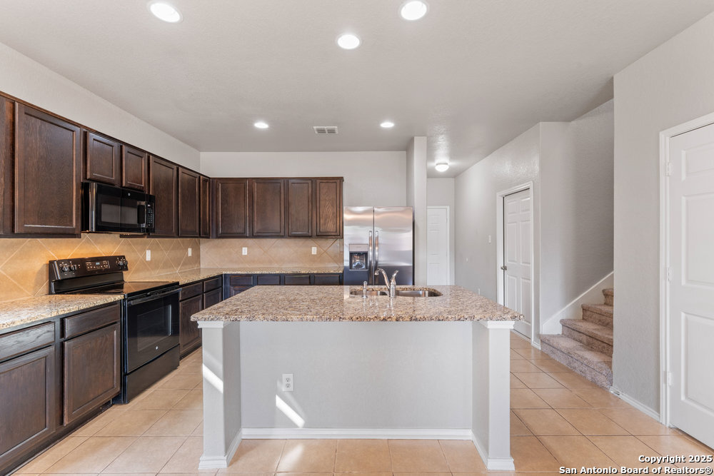 5710 Abiding Way San Antonio TX 78244