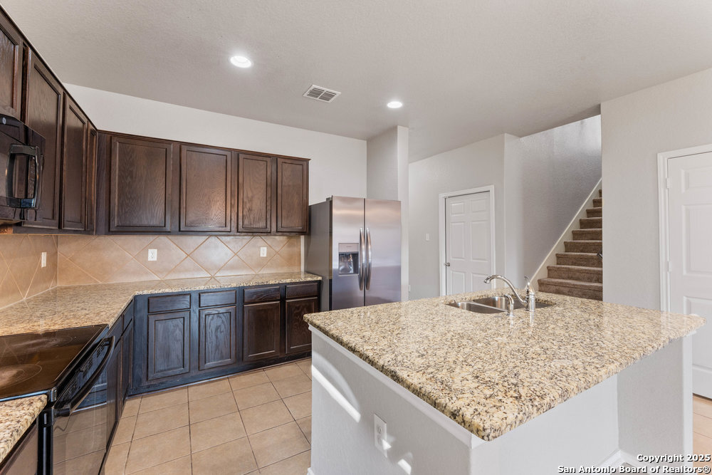 5710 Abiding Way San Antonio TX 78244