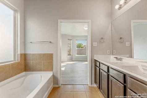 5710 Abiding Way San Antonio TX 78244