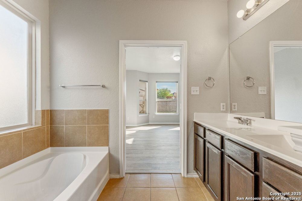 5710 Abiding Way San Antonio TX 78244