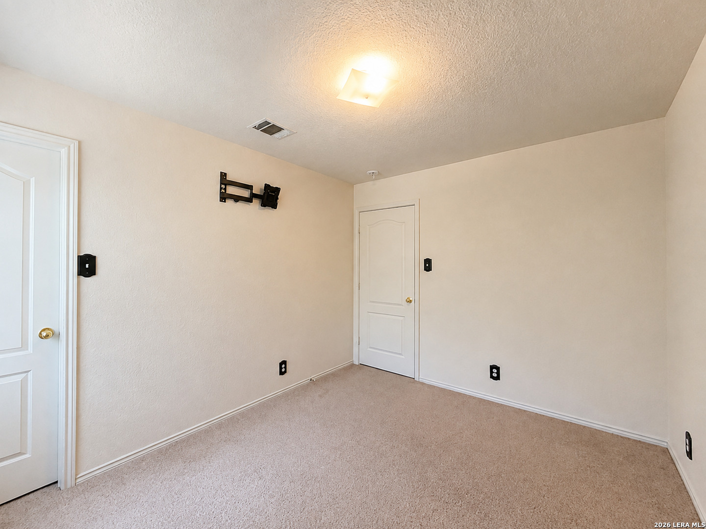 13358 Tusayan Universal City TX 78148
