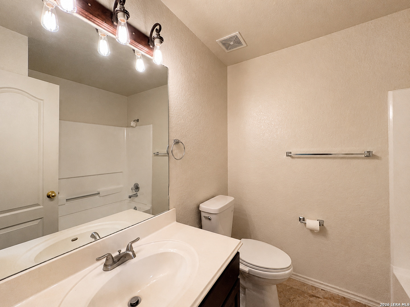 13358 Tusayan Universal City TX 78148