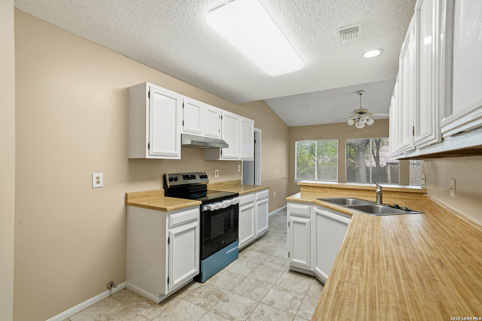 16330 Elk Hollow San Antonio TX 78247