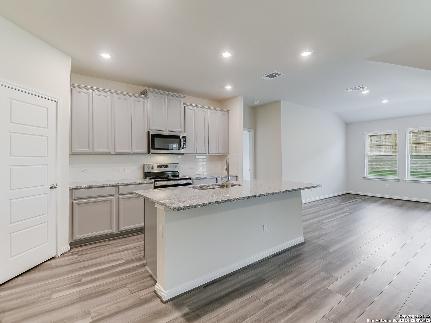 439 Shelton Pass Cibolo TX 78108