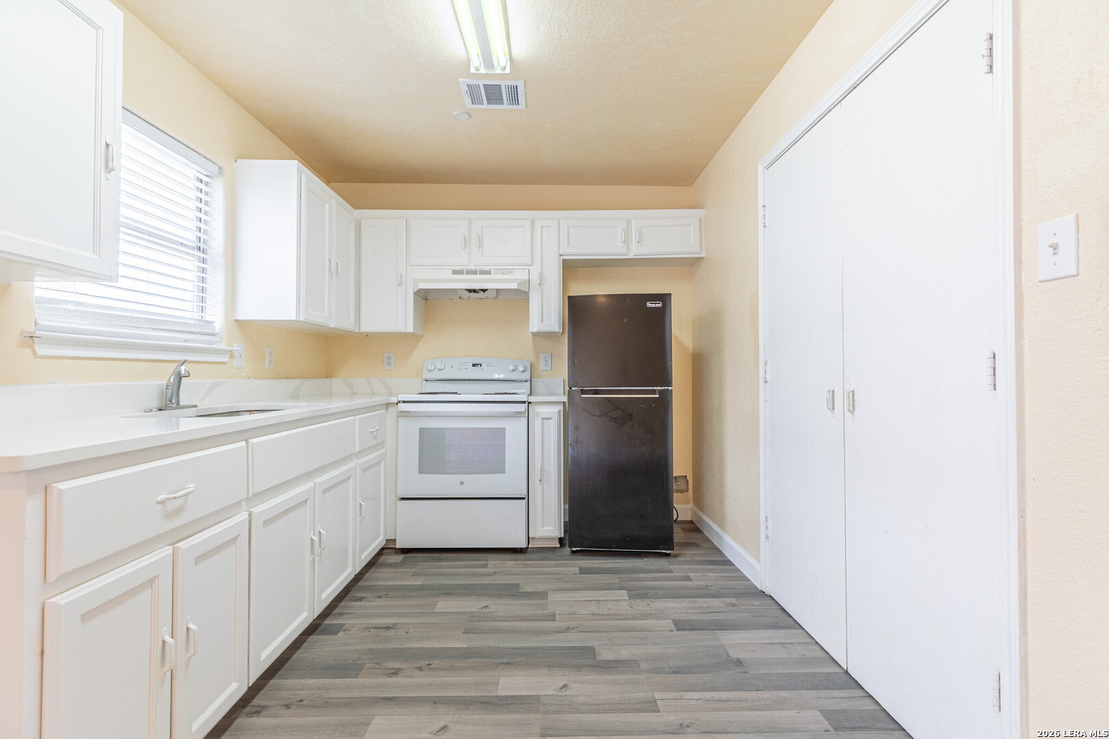 6482 Spring Time Street San Antonio TX 78249