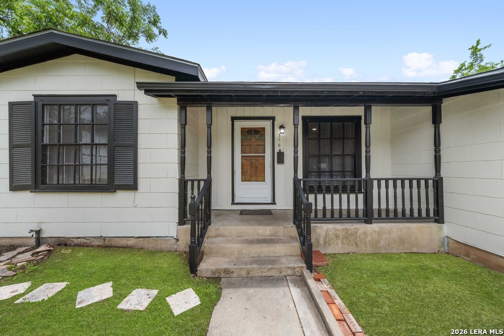 310 Sumner Drive San Antonio TX 78209