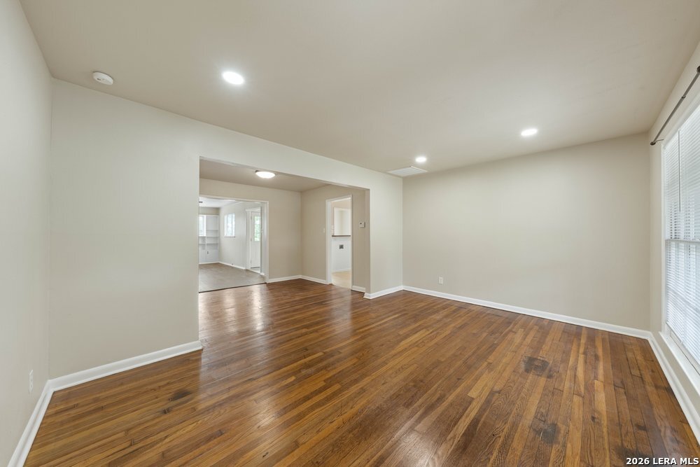 310 Sumner Drive San Antonio TX 78209