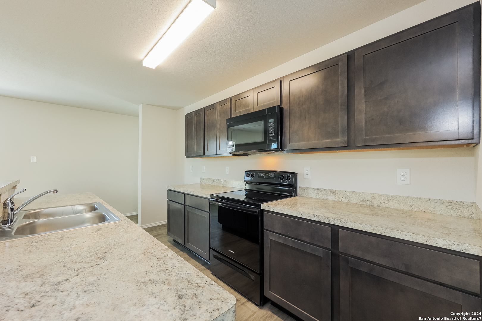 2343 Applewhite Meadow San Antonio TX 78224