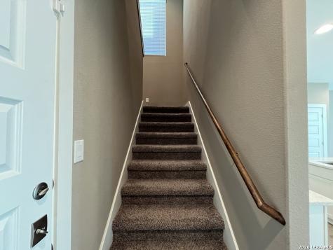 1511 E Sandalwood San Antonio TX 78209