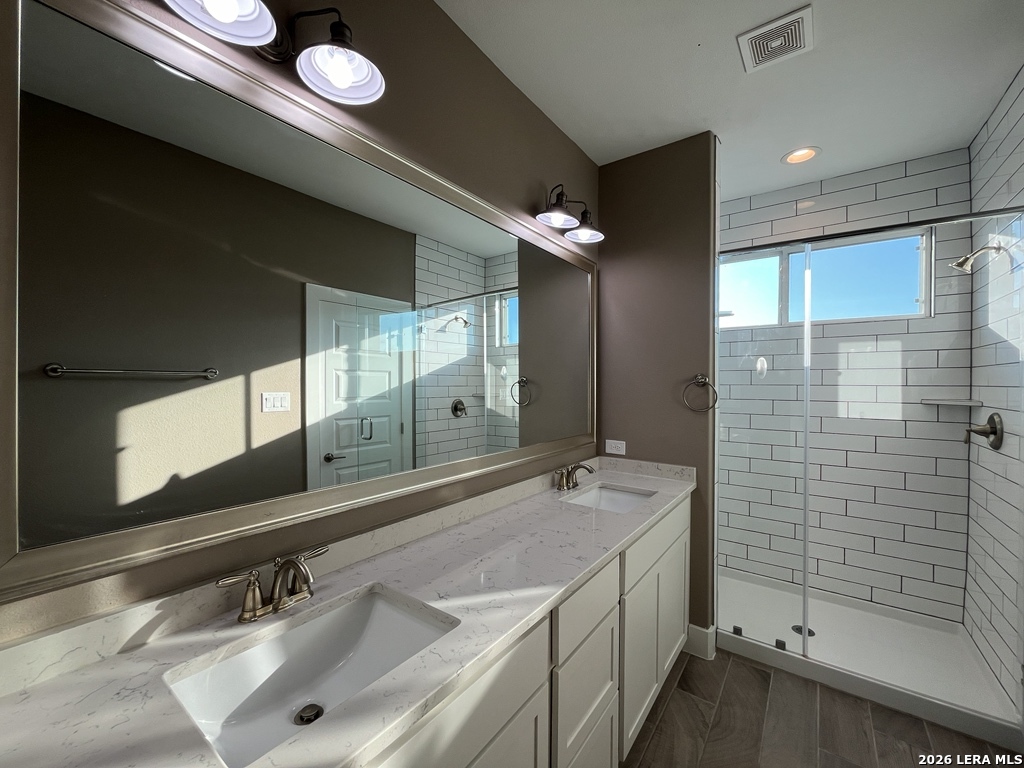 1511 E Sandalwood San Antonio TX 78209