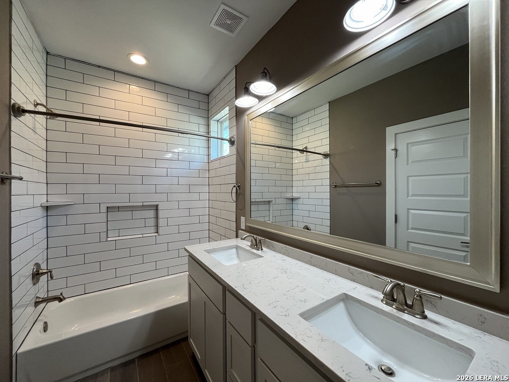 1511 E Sandalwood San Antonio TX 78209