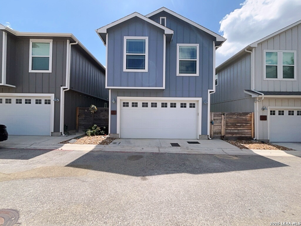 1511 E Sandalwood San Antonio TX 78209