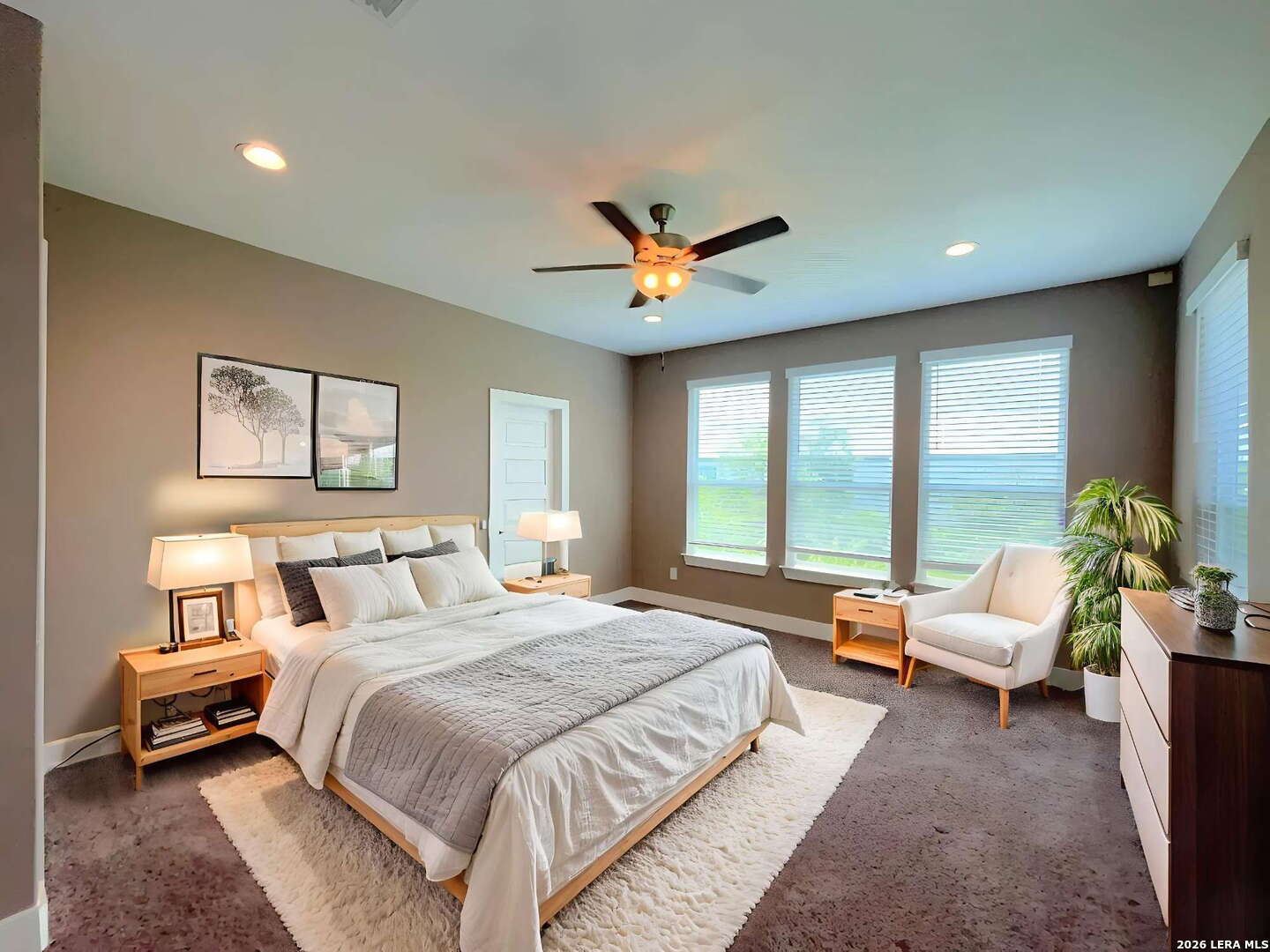 1511 E Sandalwood San Antonio TX 78209