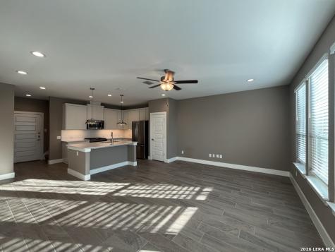 1511 E Sandalwood San Antonio TX 78209
