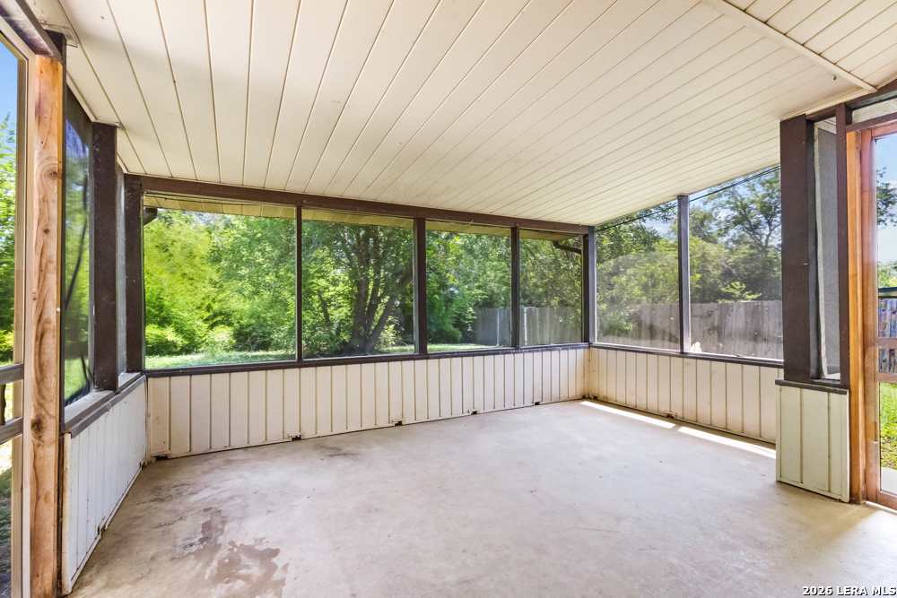 12214 Lone Shadow Trail Live Oak TX 78233