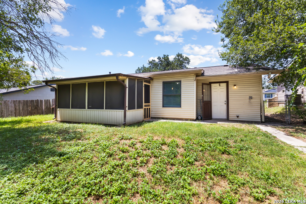12214 Lone Shadow Trail Live Oak TX 78233