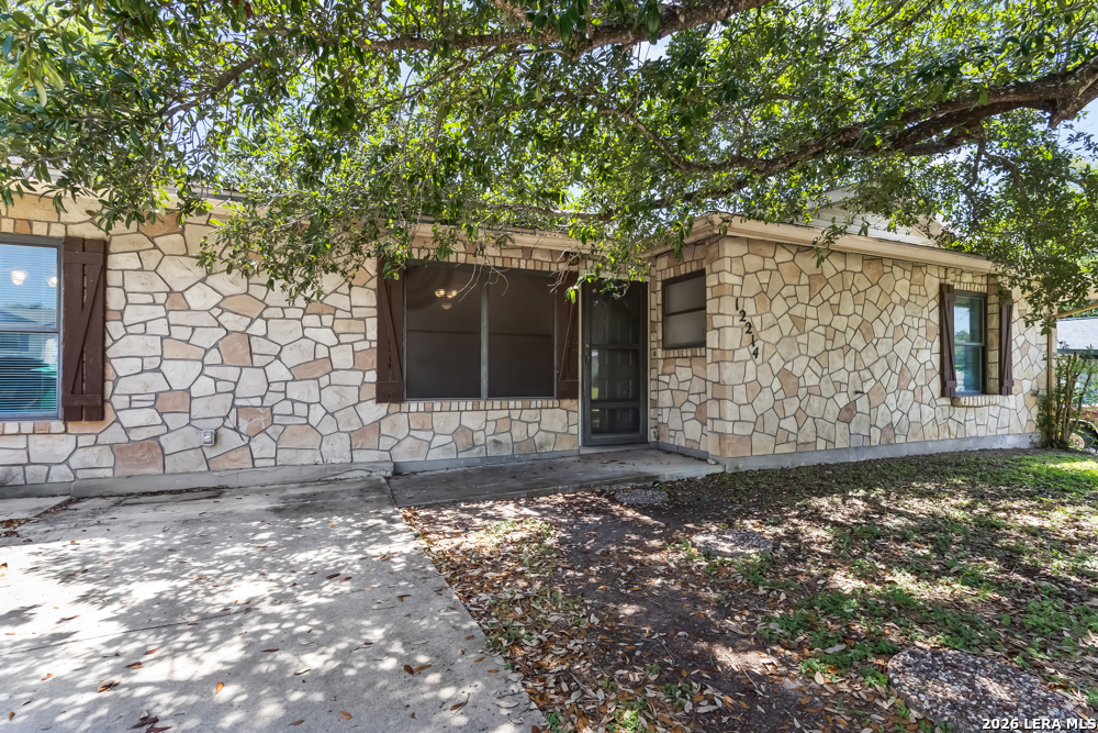 12214 Lone Shadow Trail Live Oak TX 78233