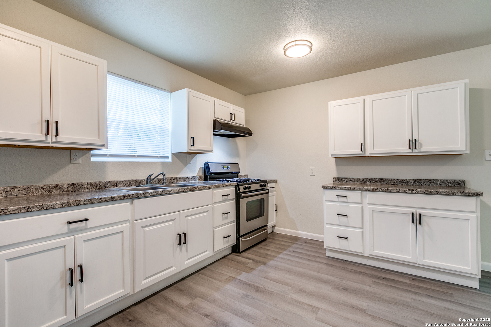 415 Elmwood Drive San Antonio TX 78212