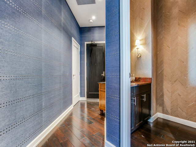 4242 Broadway Street San Antonio TX 78209