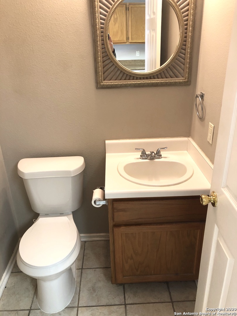 731 Leopard Hollow San Antonio TX 78251
