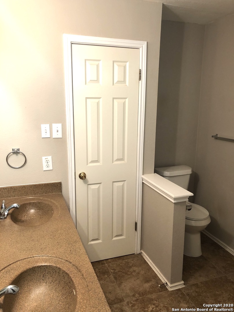 731 Leopard Hollow San Antonio TX 78251