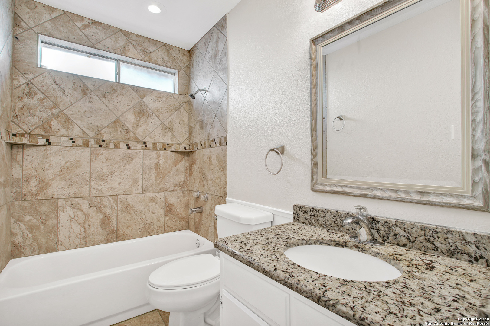 4242 Bayliss Street San Antonio TX 78233