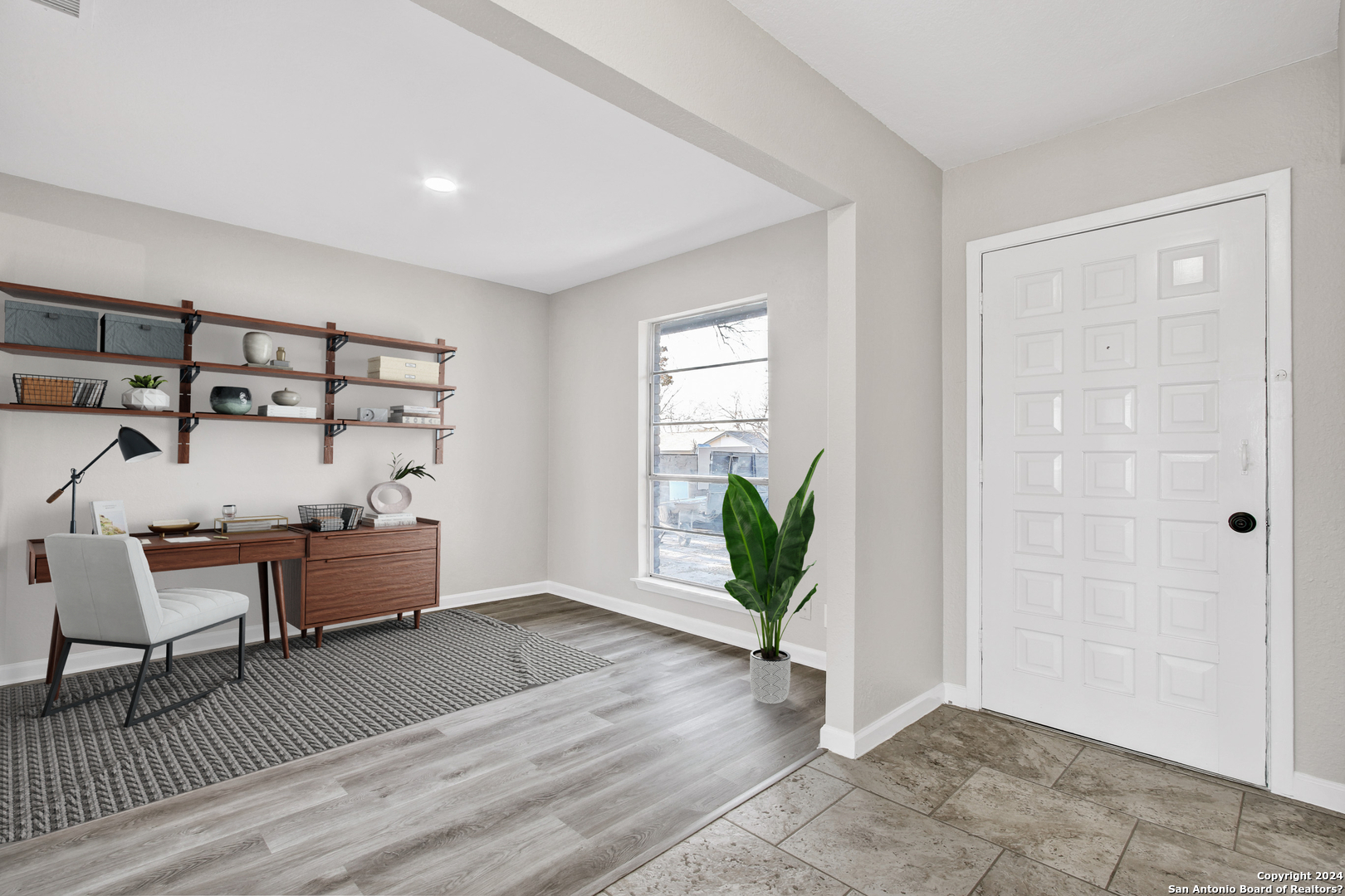 4242 Bayliss Street San Antonio TX 78233