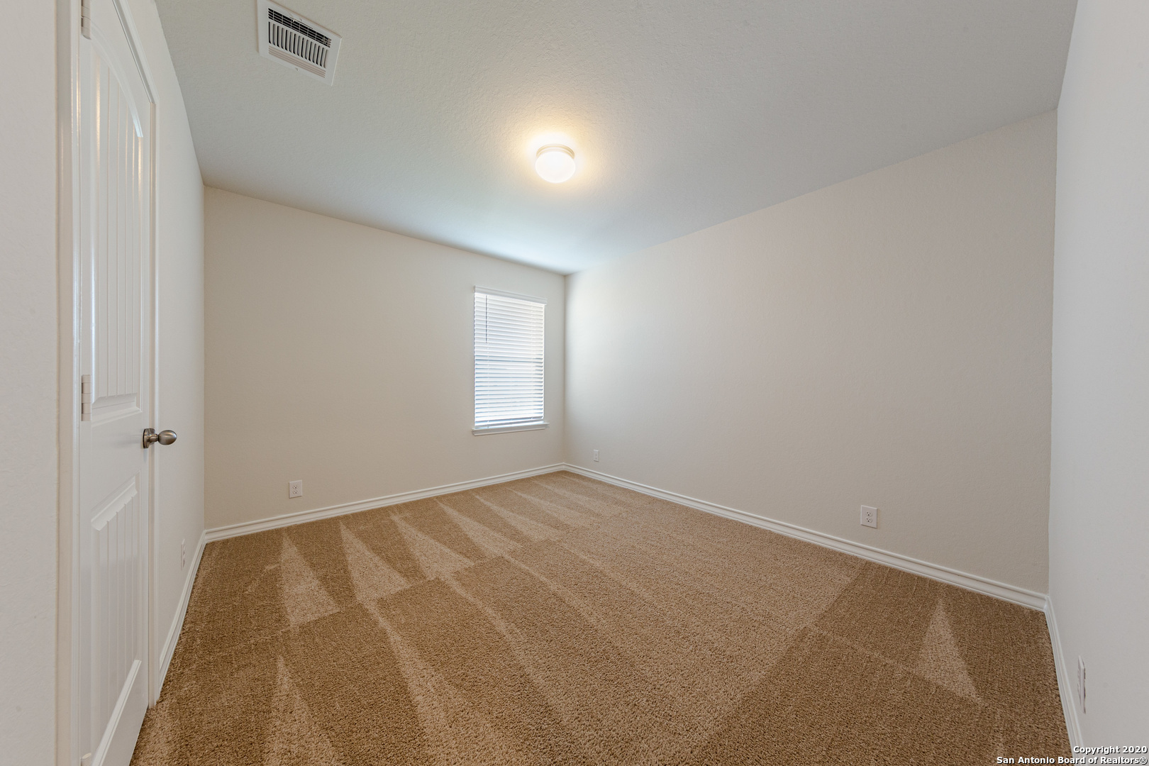 142 Loggy Bayou Cibolo TX 78108