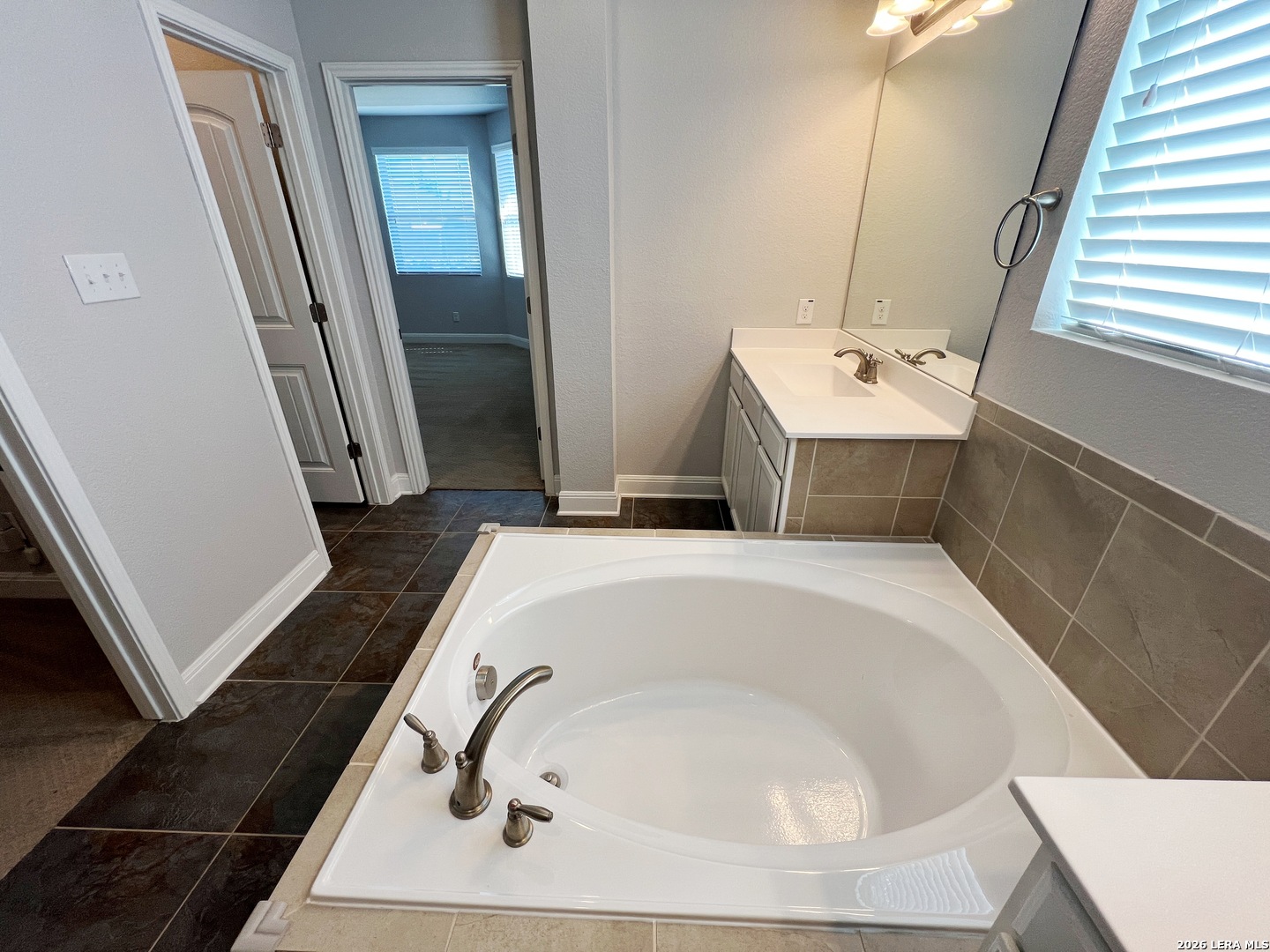 6822 Gusty Plain San Antonio TX 78244