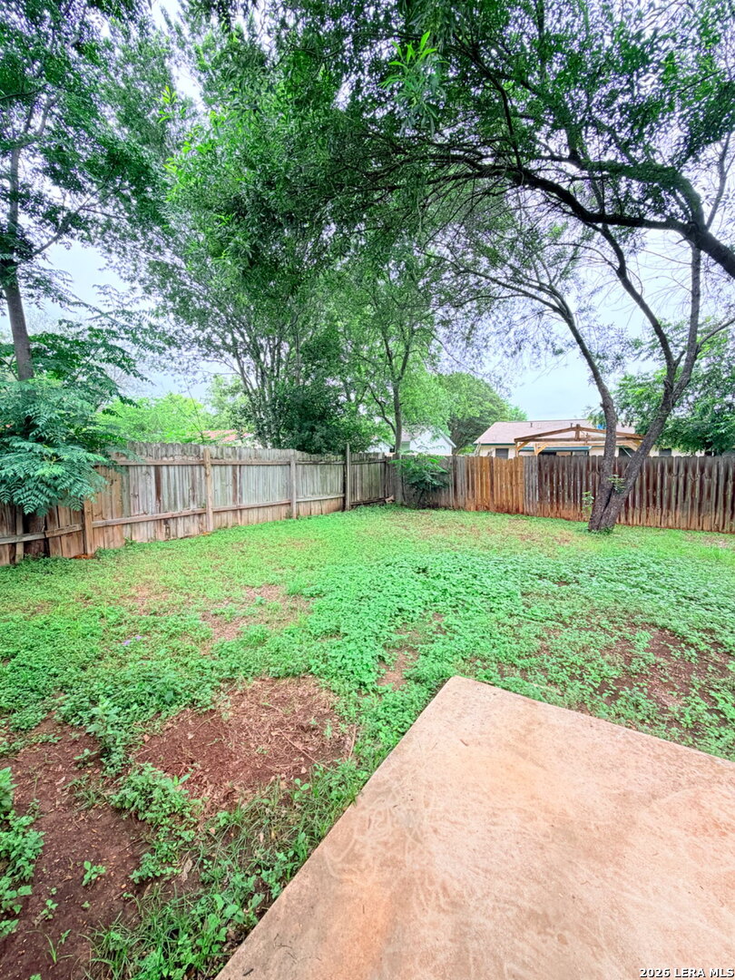 9319 Cliff Point Drive San Antonio TX 78250