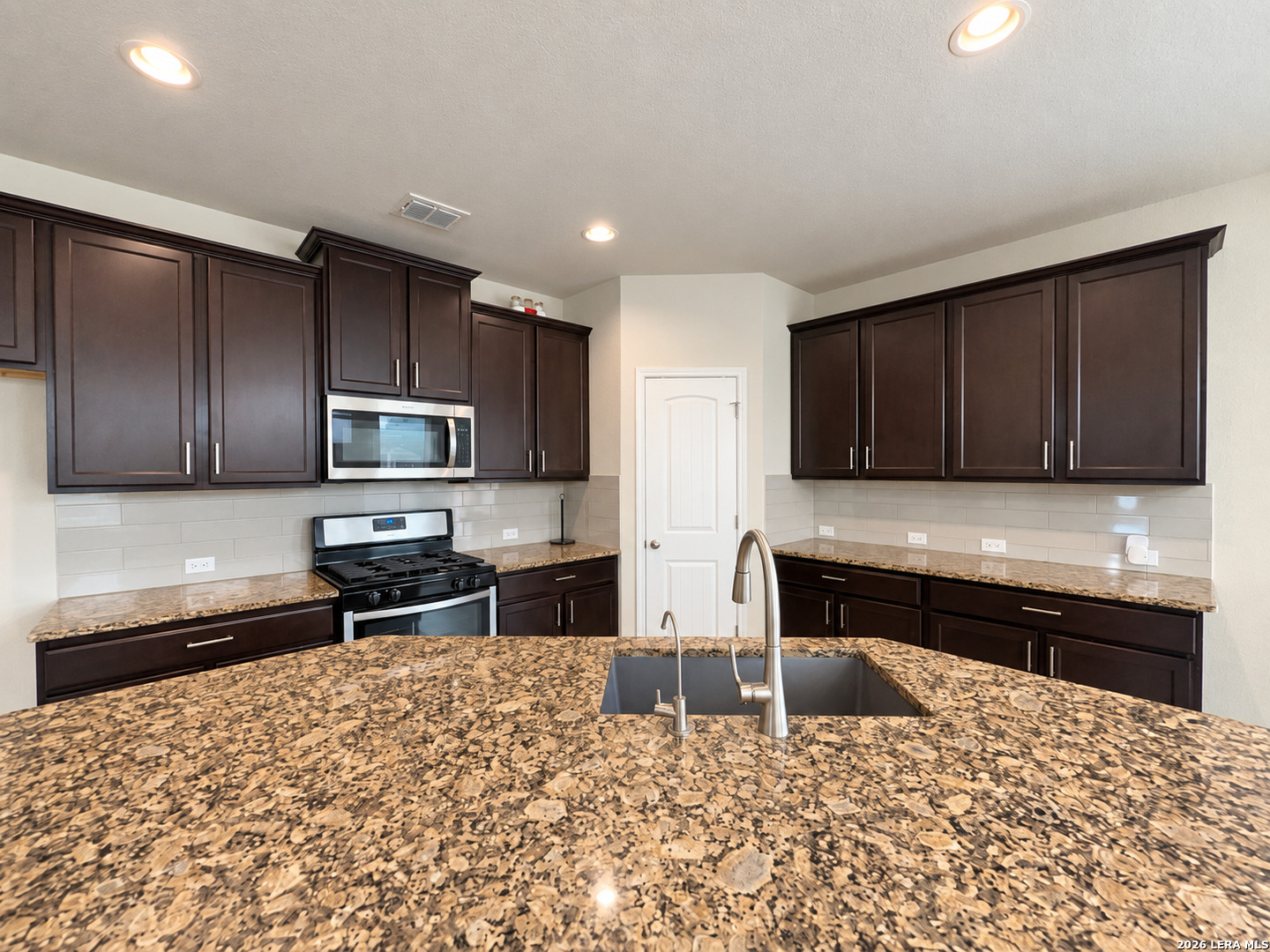 5922 Akin Place San Antonio TX 78261