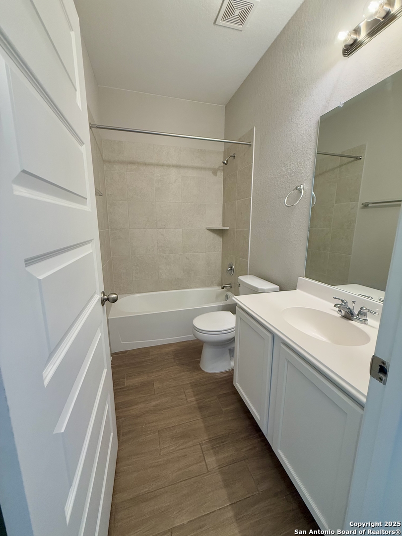 13214 Lattigo Bend San Antonio TX 78245