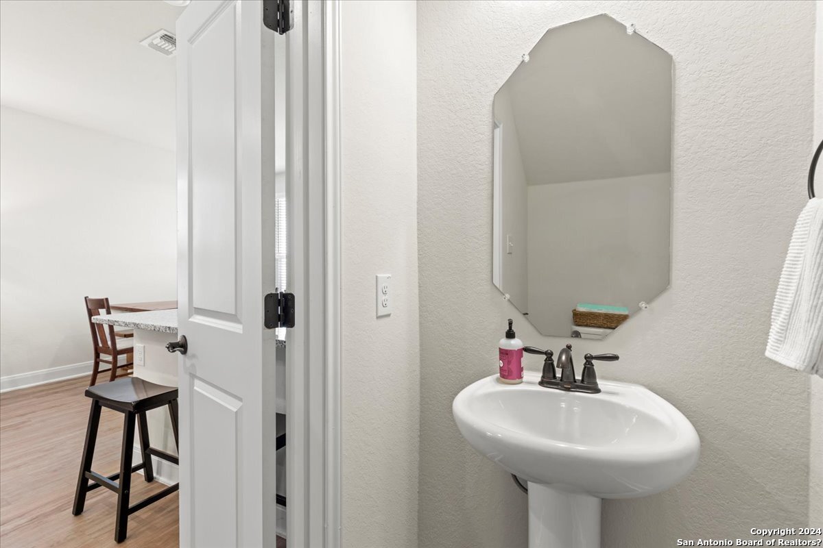 13710 Enzo Gate San Antonio TX 78253