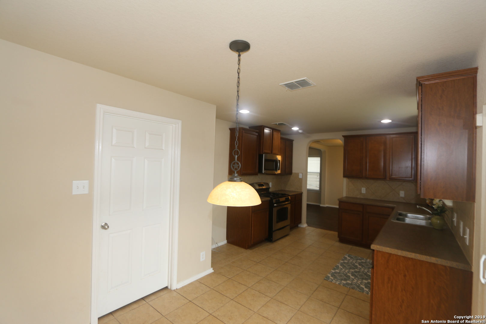 157 Quiet Elk San Antonio TX 78253