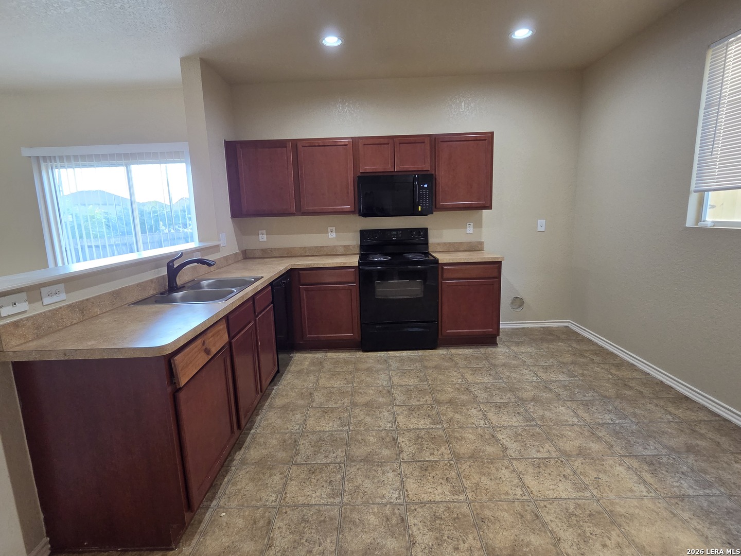 7674 Mustang Meadow San Antonio TX 78244