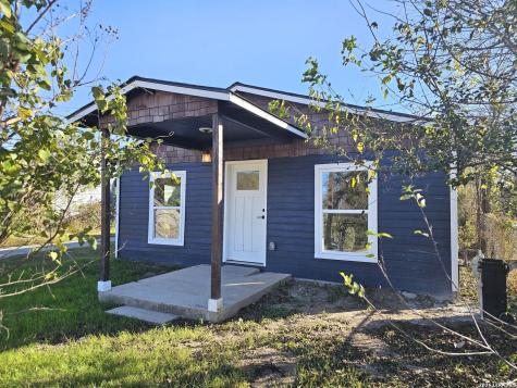 1360 Essex Street San Antonio TX 78210