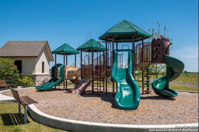 1905 Brook Bend New Braunfels TX 78130
