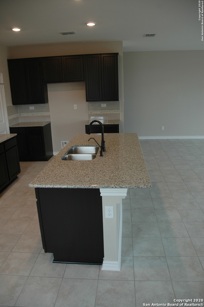 1905 Brook Bend New Braunfels TX 78130